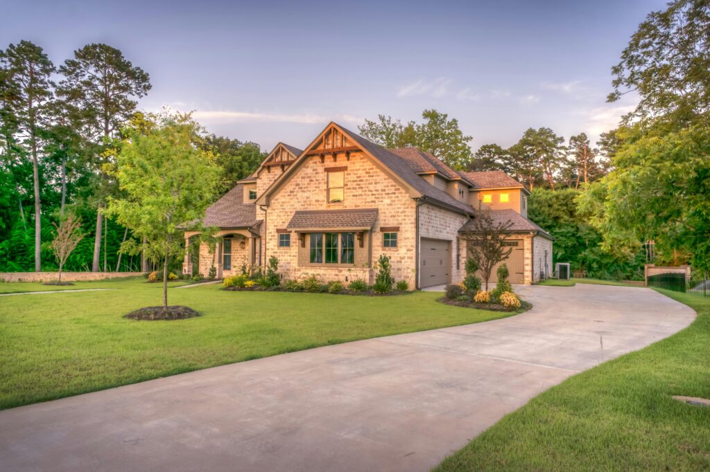 pexels-photo-259588-259588 Beige Bungalow House